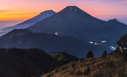 Sunrise camp prau 2565 mdpl 🌄 📸__Post by…